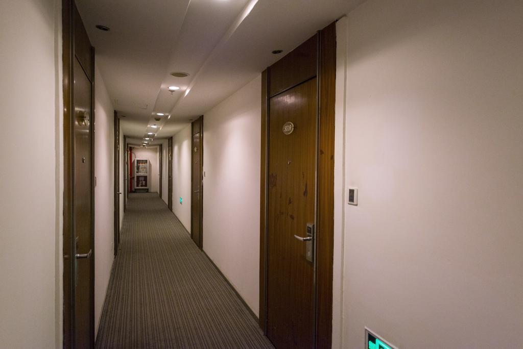 Motel Shanghai Hongqiao Beixinjing Metro Station Tianshan Road Exterior photo